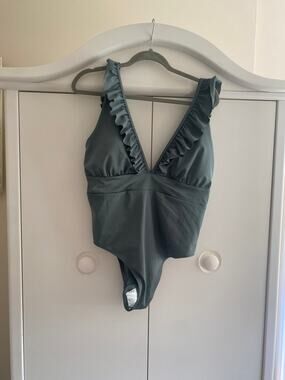 H & M NWT Olive one piece bathing suit beautiful